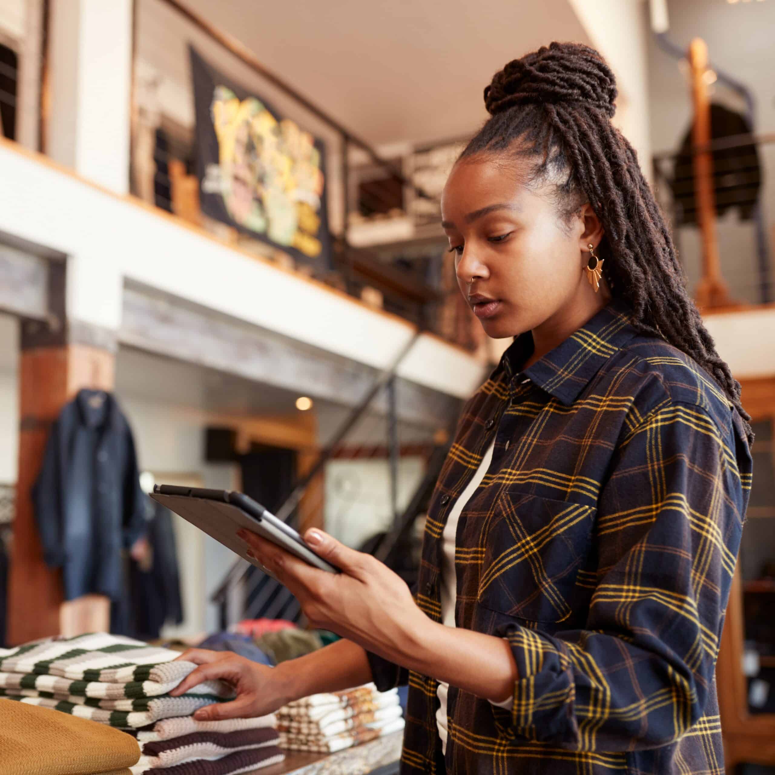 AdobeStock_353594208 SAP Solutions for Retail, customer products